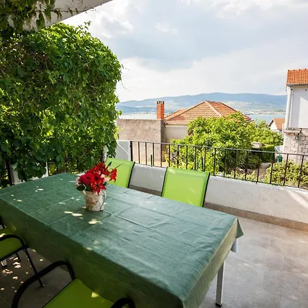 Charming With Sea View And Swimming Pool *