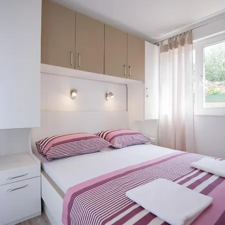 Charming With Sea View And Swimming Pool Βίλα