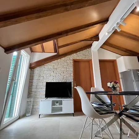 Charming With Sea View And Swimming Pool * Trogir